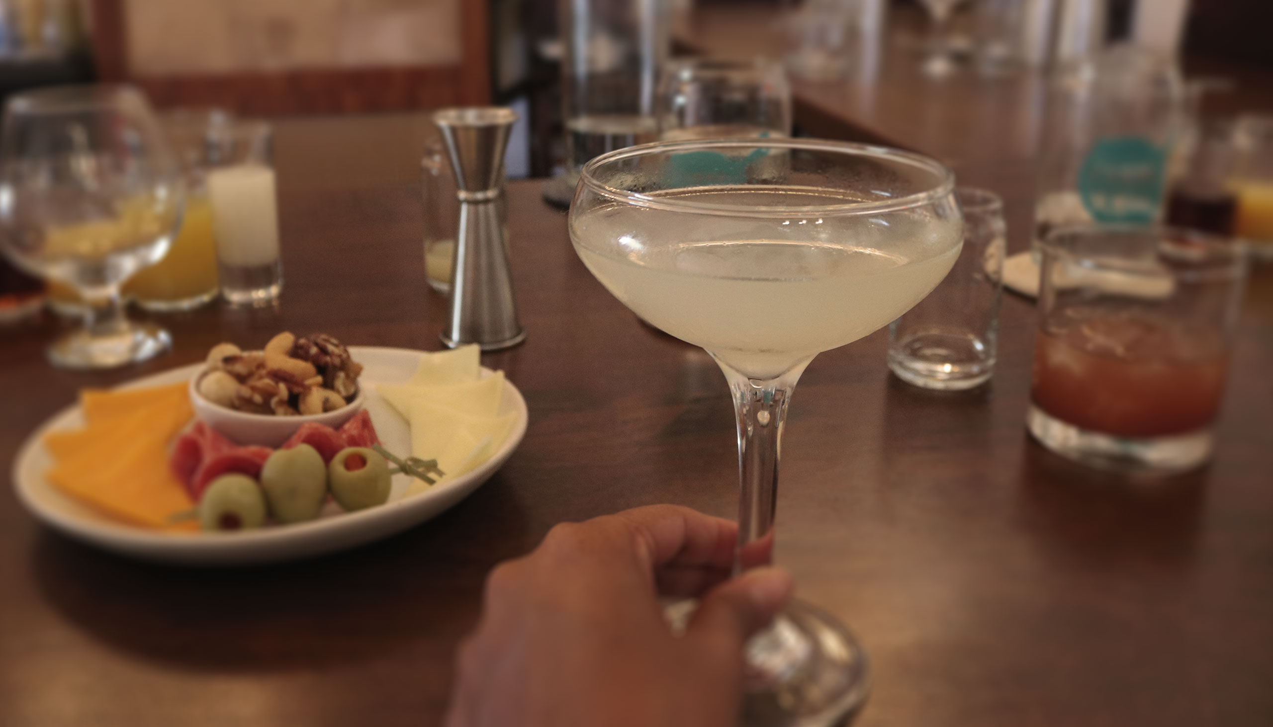Bar 1